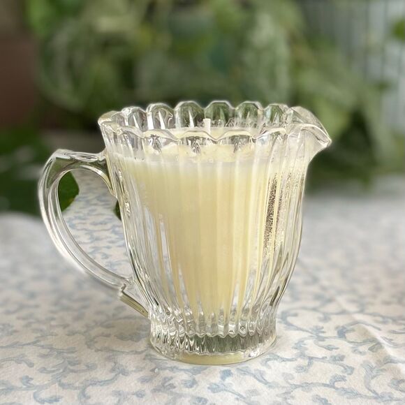 Mikasa Royal Suite Creamer Soy Candle Gardenia Tuberose - Picture 1 of 5